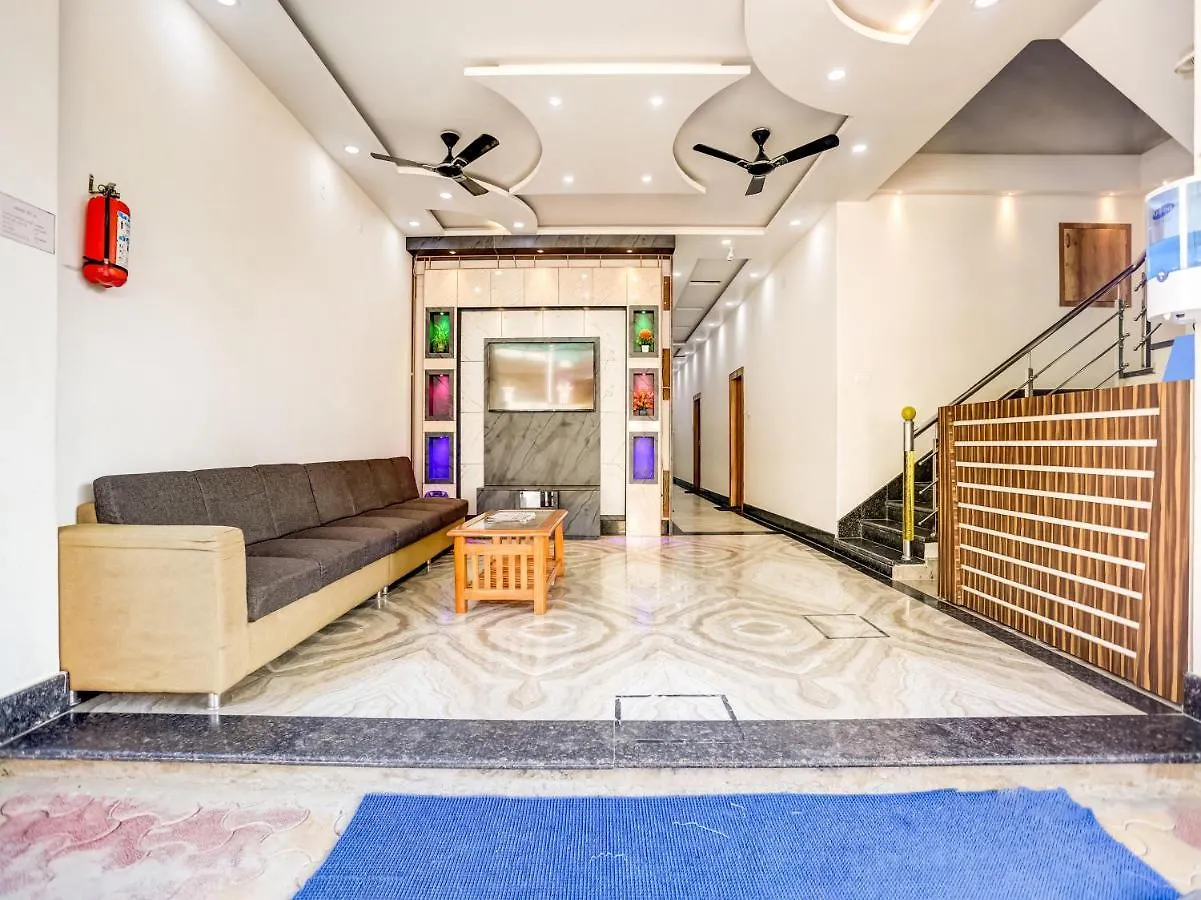 호텔 Oyo 75850 Vishwanath Guest House 바라나시